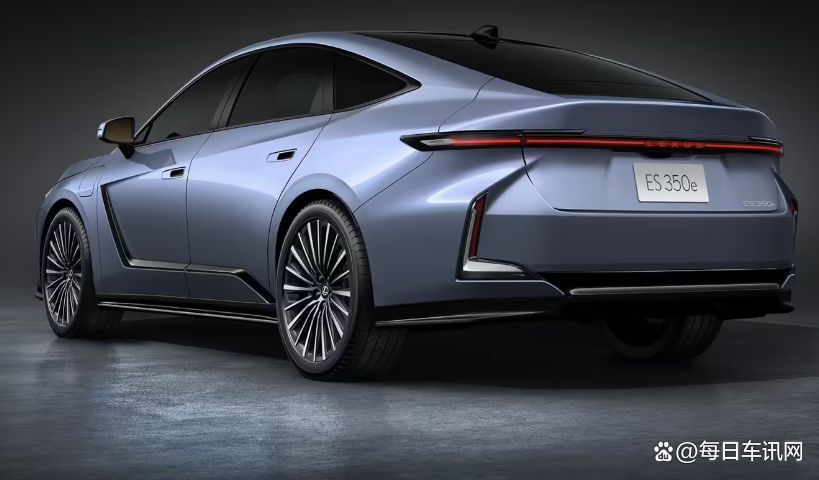 새로운 세대의 Lexus ES는 세 가지 하이브리드 및 Pure Electric 모델을 포함하여 상하이 자동차 쇼를 위해 전 세계적으로 출시되었습니다. 새로운 세대의 Lexus ES는 세 가지 하이브리드 및 Pure Electric 모델을 포함하여 상하이 자동차 쇼를 위해 전 세계적으로 출시되었습니다.